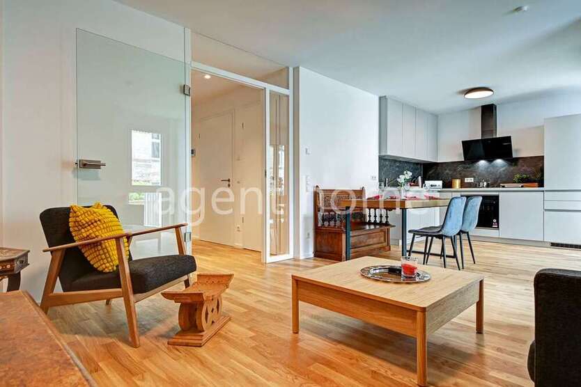 Wohnung zum Mieten in Stuttgart 2.080 € 70 m²