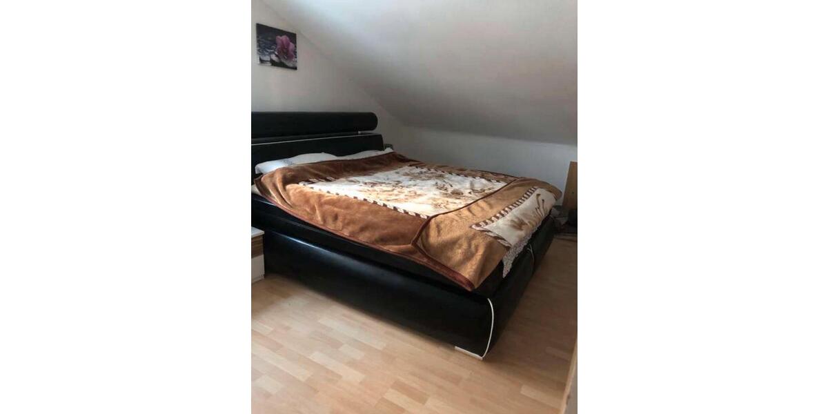 Dachgeschoßwohnung Kornwestheim - 3 Zimmer, 85 m&sup2;, 1.100&euro; | Angebot:26469700