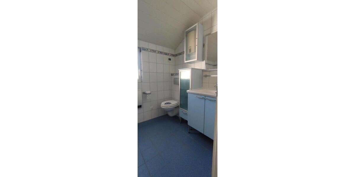 Doppelhaushälfte Bad Liebenzell - 4.5 Zimmer, 95 m&sup2;, 1.450&euro; | Angebot:27618976