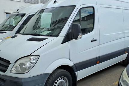Mercedes-Benz Sprinter 108.000 km 16.990 &euro; Stuttgart 70374