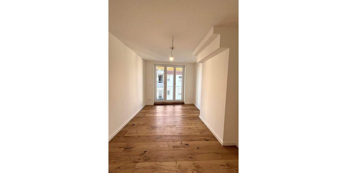 Etagenwohnung Sindelfingen Mitte - 3 Zimmer, 88 m&sup2;, 1.360&euro; | Angebot:24700104