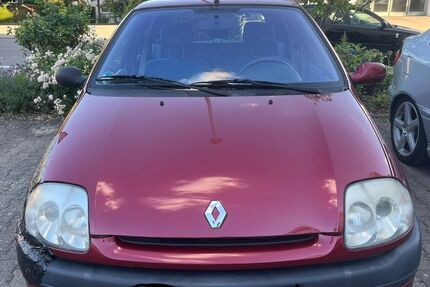 Renault Clio 117.000 km 800 &euro; Leinfelden-Echterdingen 70771
