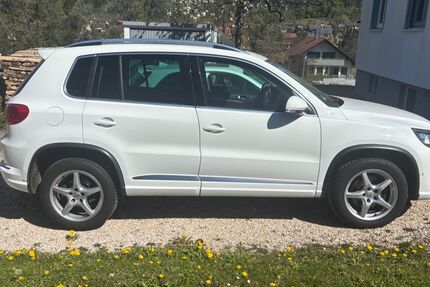 VW Tiguan 174.000 km 10.900 &euro; Rottenburg 72108