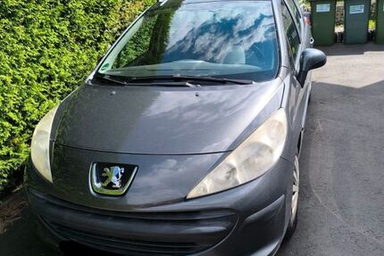Peugeot 207 191.000 km 800 &euro; Oberhaugstett 75387