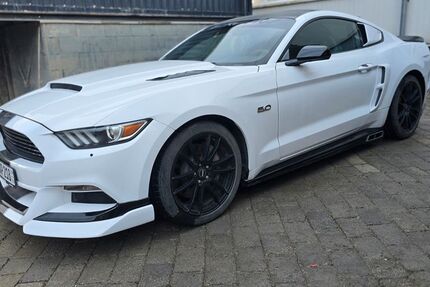 Ford Mustang 48.000 km 27.750 € Filderstadt 70794