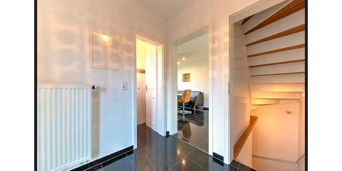 Reihenhaus Leonberg - 5 Zimmer, 132 m&sup2;, 698.000&euro; | Angebot:26817409