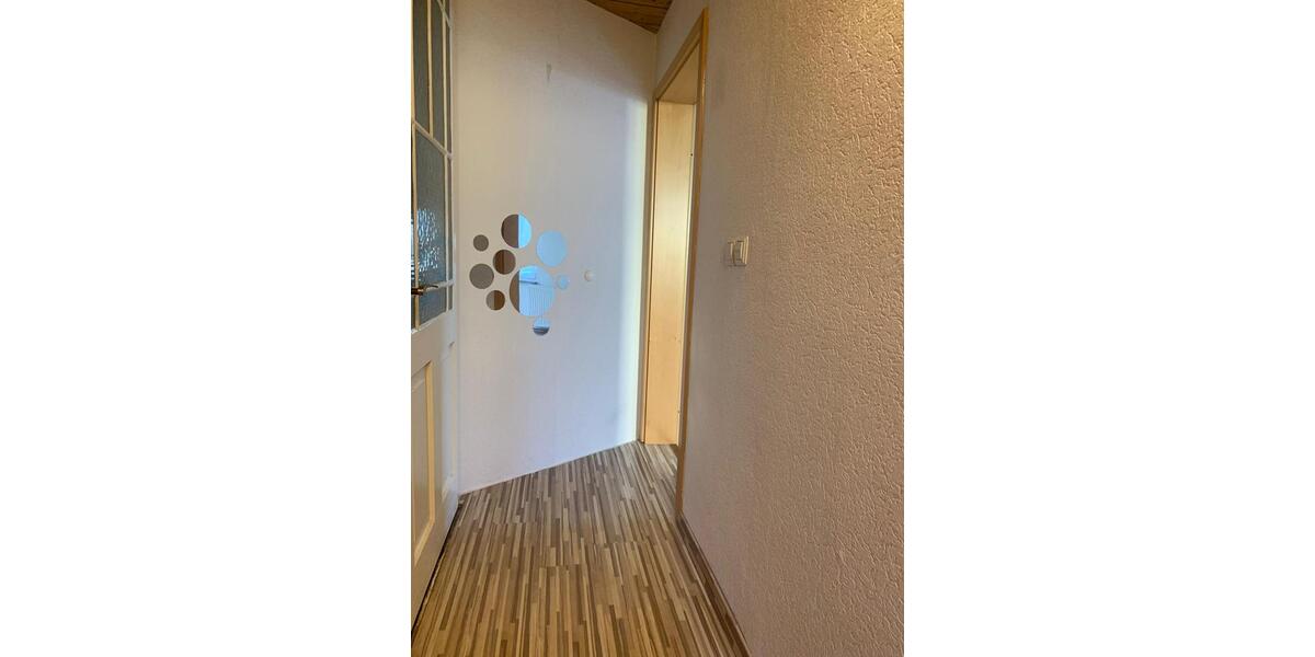 Etagenwohnung Esslingen am Neckar - 5 Zimmer, 148 m&sup2;, 450.000&euro; | Angebot:25965846