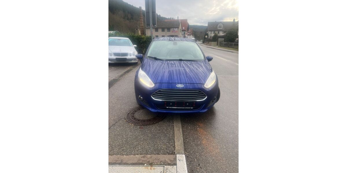Ford Fiesta 188.000 km 5.300 &euro; Unterreichenbach 75399