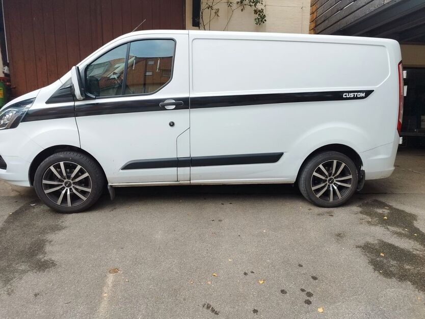Ford Transit Custom 113.500 km 14.500 € Kusterdingen 72127