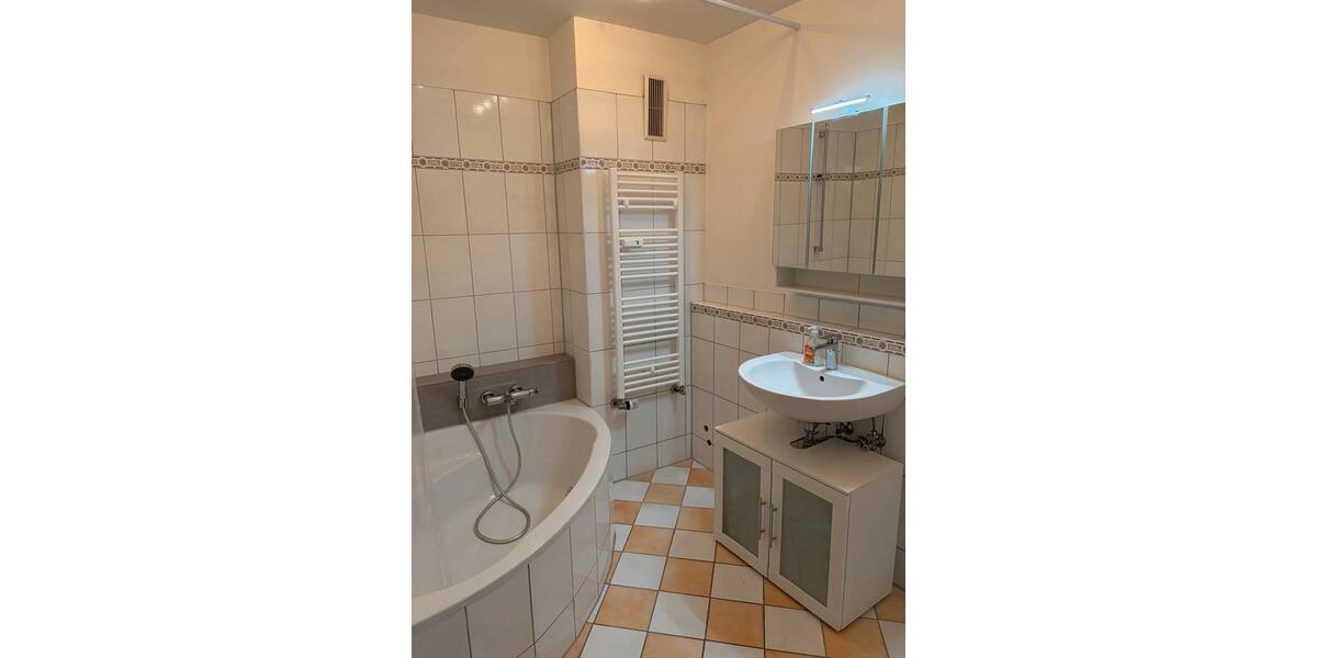 Einfamilienhaus Korntal-Münchingen Münchingen - 2.5 Zimmer, 89 m&sup2;, 1.350&euro; | Angebot:25226775