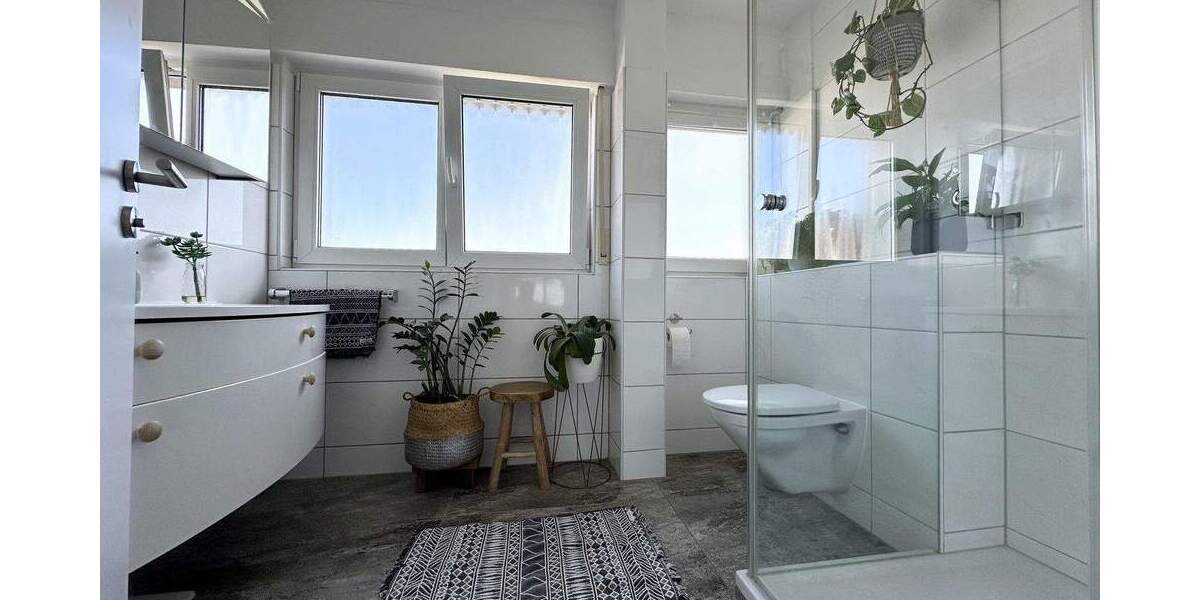 Etagenwohnung Freiberg Beihingen - 4 Zimmer, 101 m&sup2;, 430.000&euro; | Angebot:24846353