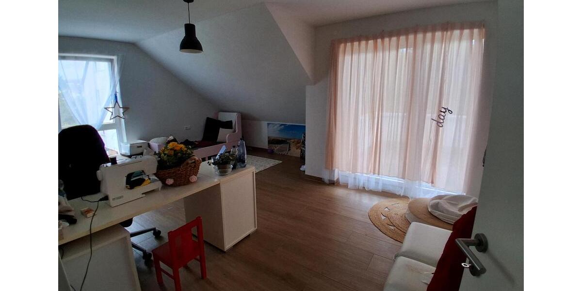 Einfamilienhaus Waiblingen - 7 Zimmer, 169 m&sup2;, 2.850&euro; | Angebot:25363252