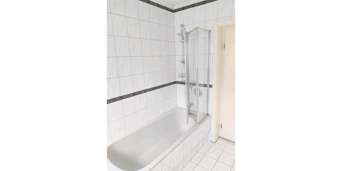 Hochparterre Herrenberg - 4 Zimmer, 91 m&sup2;, 379.000&euro; | Angebot:26603706