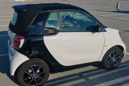 Smart ForTwo 13.500 km 14.600 &euro; Stuttgart 70435