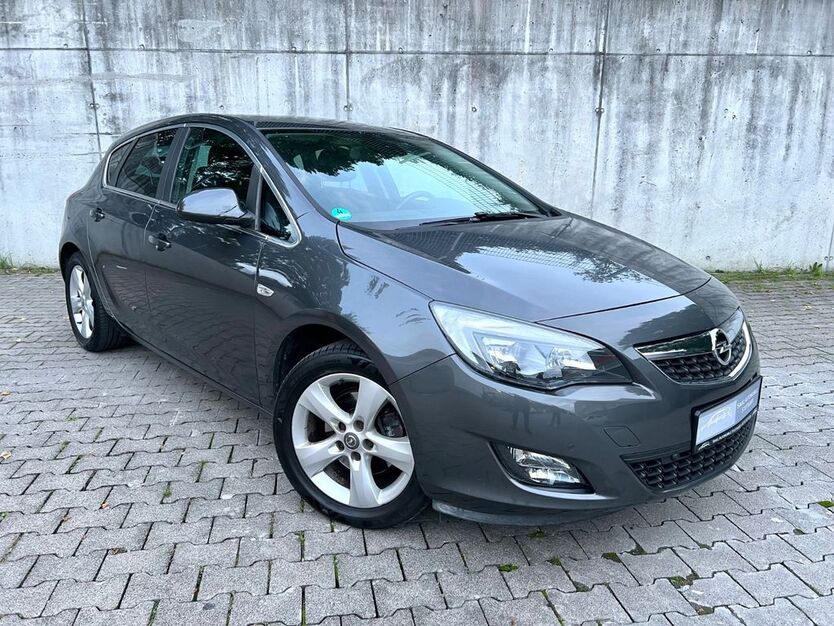 Opel Astra 171.285 km 5.250 € Stuttgart 70378
