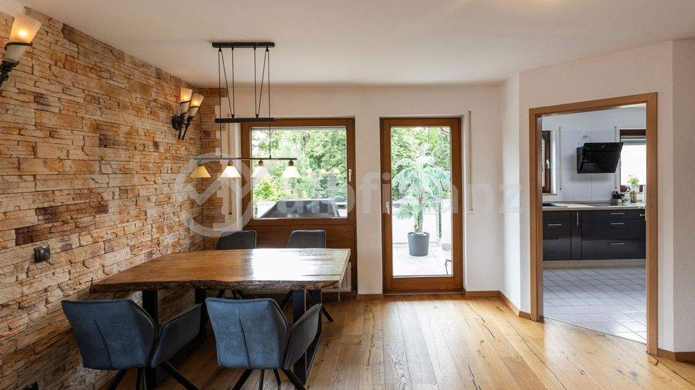 Etagenwohnung Reutlingen Mittelstadt - 4 Zimmer, 120 m&sup2;, 425.000&euro; | Angebot:24424429