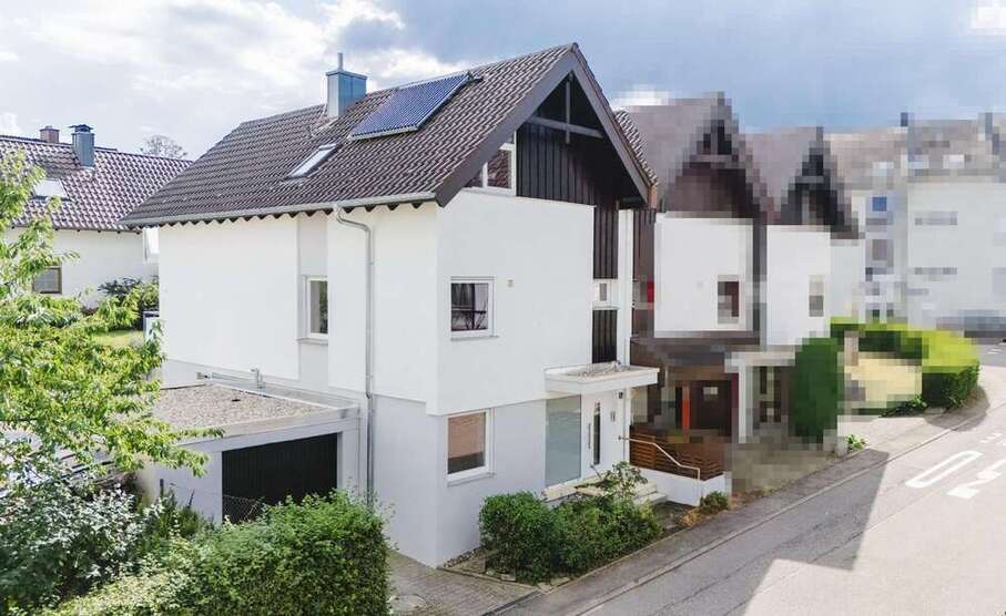 Haus zum Kaufen in Pforzheim 589.000 € 142 m²