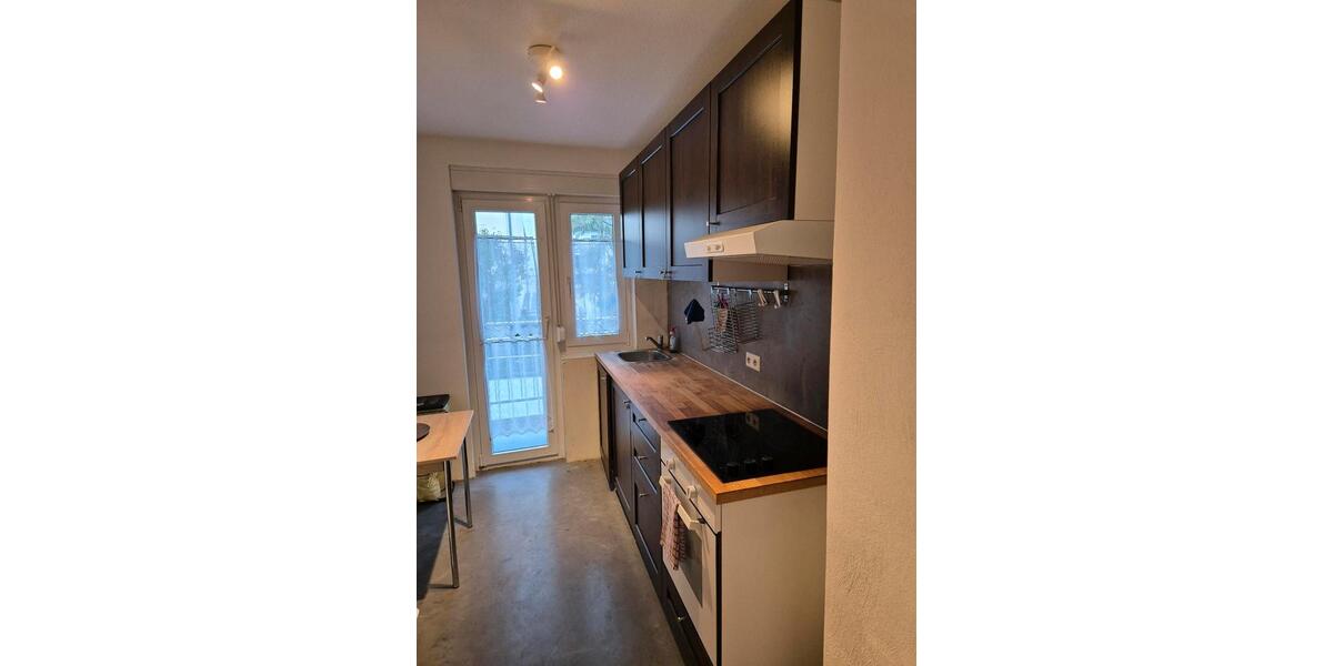 Etagenwohnung Stuttgart Feuerbach - 5 Zimmer, 65 m&sup2;, 500&euro; | Angebot:25953908