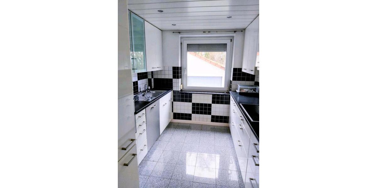 Hochparterre Herrenberg - 4 Zimmer, 91 m&sup2;, 379.000&euro; | Angebot:26603706