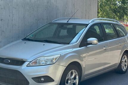 Ford Focus 249.000 km 1.490 &euro; Leinfelden-Echterdingen (Musberg) 70771