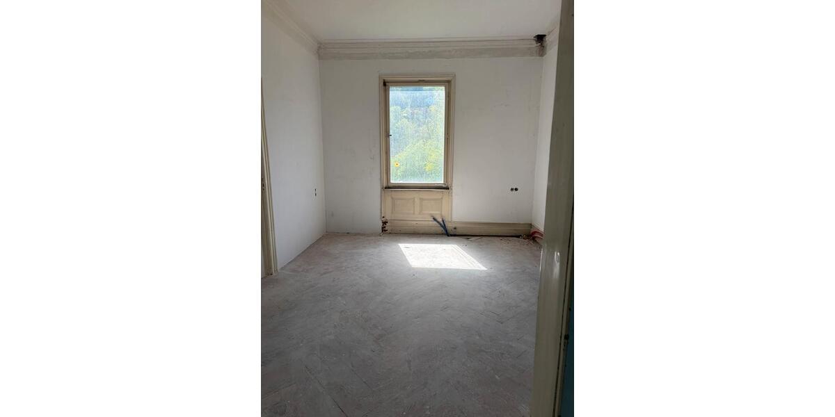 Etagenwohnung Pforzheim Dillweißenstein - 7 Zimmer, 207 m&sup2;, 1.700&euro; | Angebot:26306168