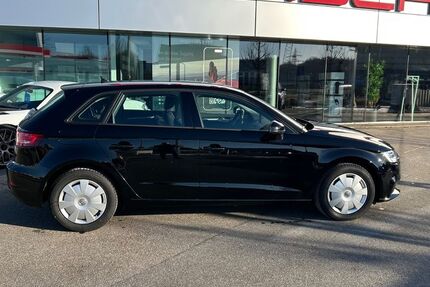 Audi A3 121.000 km 15.300 &euro; Reutlingen 72762