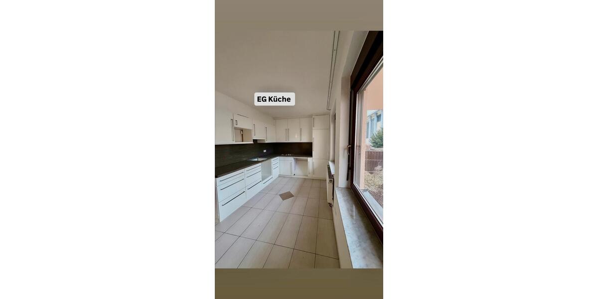 Mehrfamilienhaus, Wohnhaus Stuttgart Zuffenhausen - 7 Zimmer, 168 m&sup2;, 775.000&euro; | Angebot:24804612