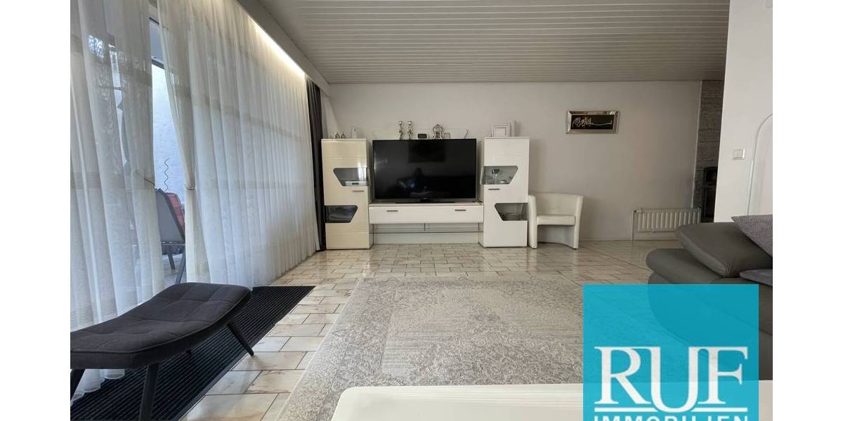 Reihenmittelhaus Pforzheim Eutingen - 4 Zimmer, 110 m&sup2;, 370.000&euro; | Angebot:25997914