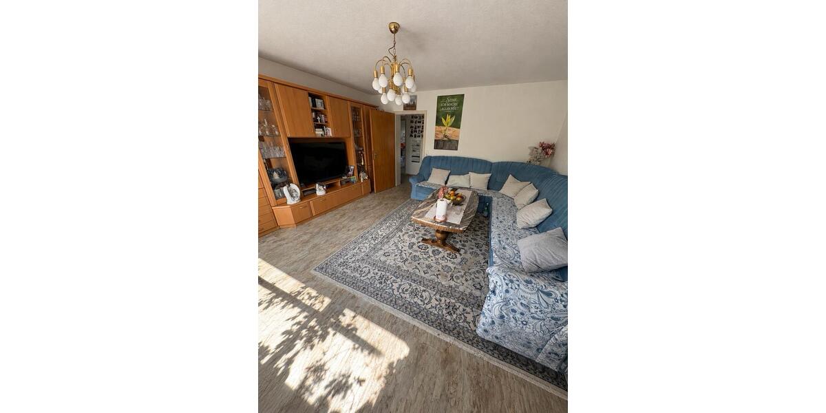 Etagenwohnung Vaihingen an der Enz - 4.5 Zimmer, 91 m&sup2;, 270.000&euro; | Angebot:27260085