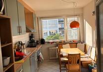 WG Zimmer in S-West, am Hölderlinplatz