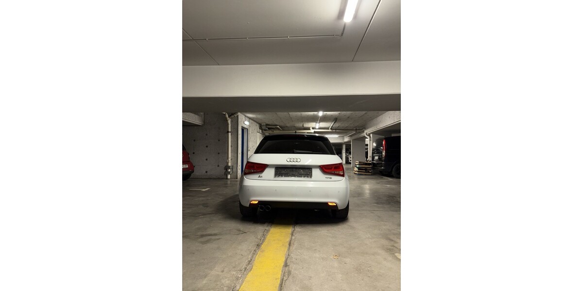 Audi audi a1 83.763 km 15.000 &euro; Stuttgart 70173