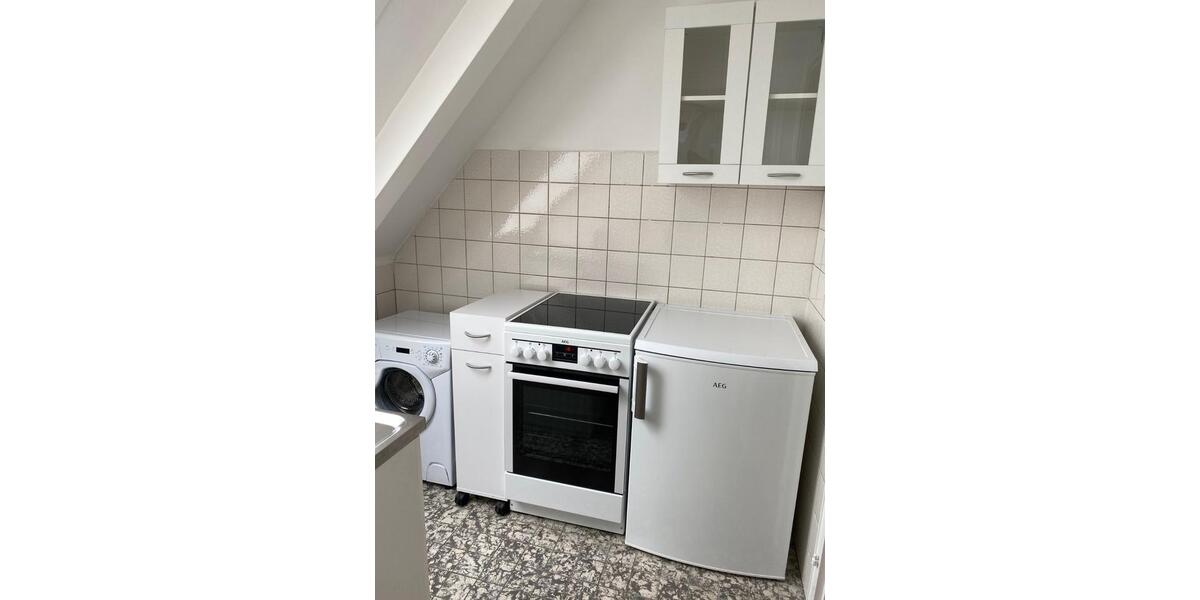 Dachgeschoßwohnung Ludwigsburg Pflugfelden - 1.5 Zimmer, 31 m&sup2;, 620&euro; | Angebot:27601247