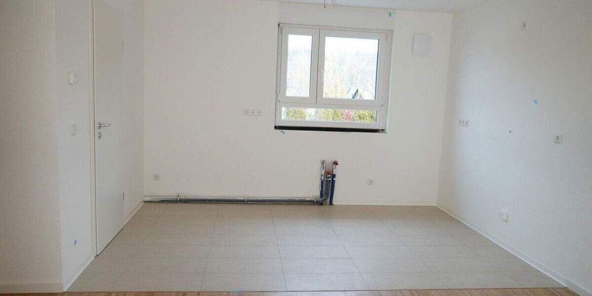 Reihenmittelhaus Pforzheim Würm - 5 Zimmer, 132 m&sup2;, 1.499&euro; | Angebot:24736515