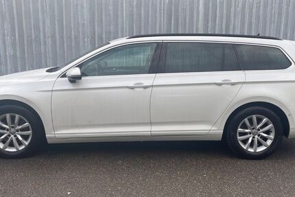 VW Passat Variant 156.000 km 11.500 € Köngen 73257