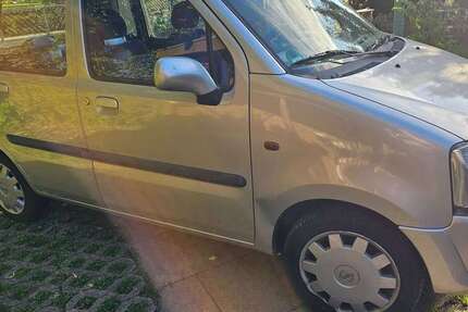 Opel Agila 209.000 km 555 &euro; Hildrizhausen 71157