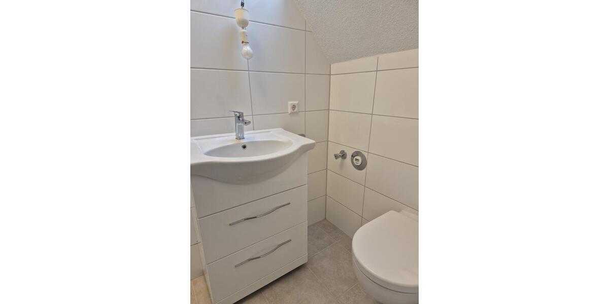 Dachgeschoßwohnung Wendlingen am Neckar - 3 Zimmer, 40 m&sup2;, 172.000&euro; | Angebot:24617902