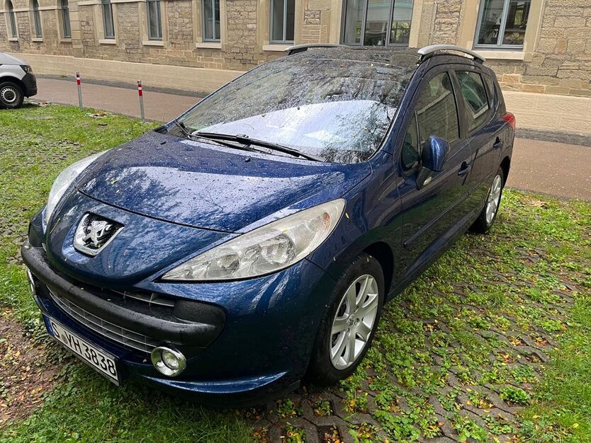 Peugeot 207 203.000 km 2.299 € Stuttgart 70173