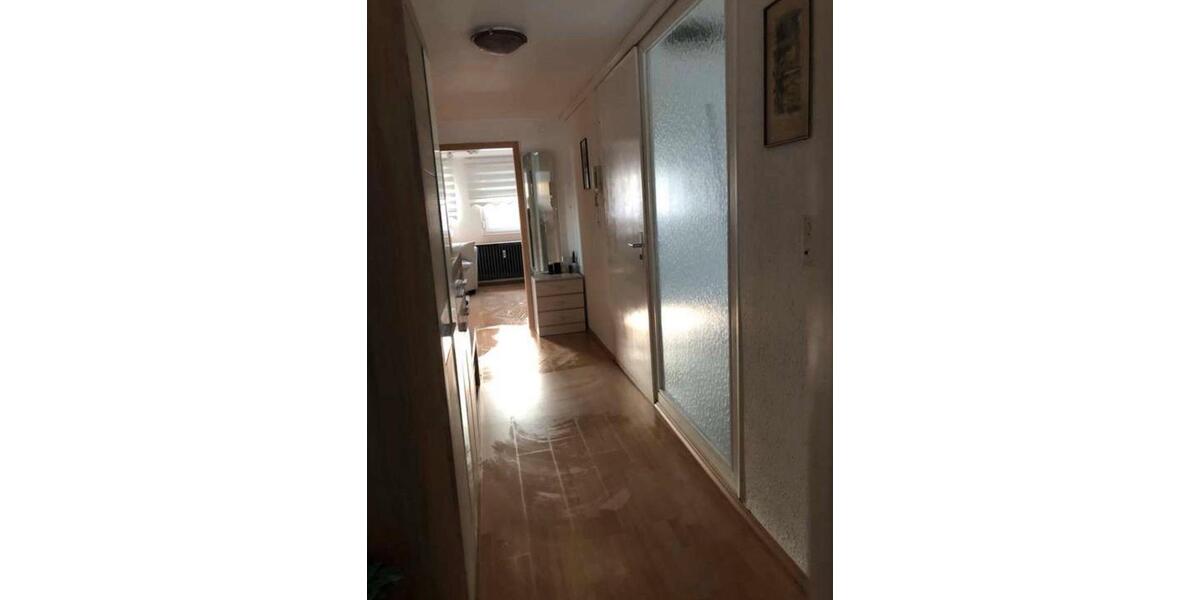 Dachgeschoßwohnung Kornwestheim - 3 Zimmer, 85 m&sup2;, 1.100&euro; | Angebot:26469700
