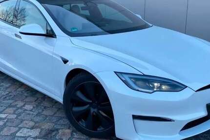 Tesla Model S 70.250 km 25.000 &euro; Nufringen 71154