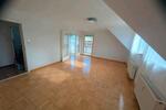 Dachgeschoßwohnung Sachsenheim - 3 Zimmer, 68 m&sup2;, 680&euro; | Angebot:26216342