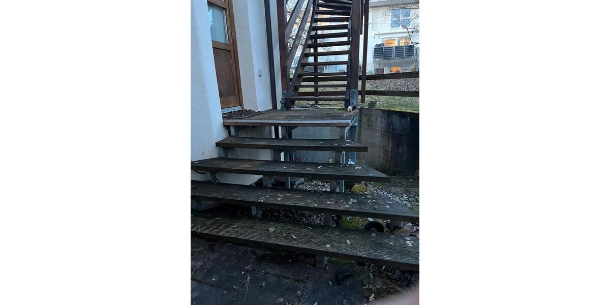 Dachgeschoßwohnung Reutlingen - 2 Zimmer, 70 m&sup2;, 950&euro; | Angebot:24533261