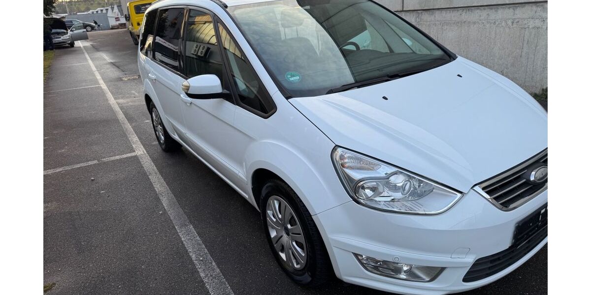 Ford Galaxy 197.000 km 7.300 &euro; Esslingen 73732