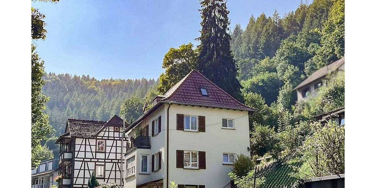 Einfamilienhaus Calw - 7 Zimmer, 329.000&euro; | Angebot:25985072