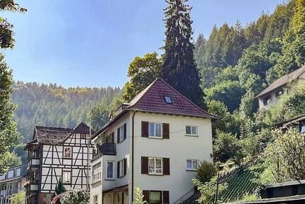 Haus Calw - 7 Zimmer, 329.000&euro; | Angebot:25985072