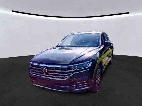 VW Touareg 124.578 km 41.940 € Wendlingen am Neckar 73240