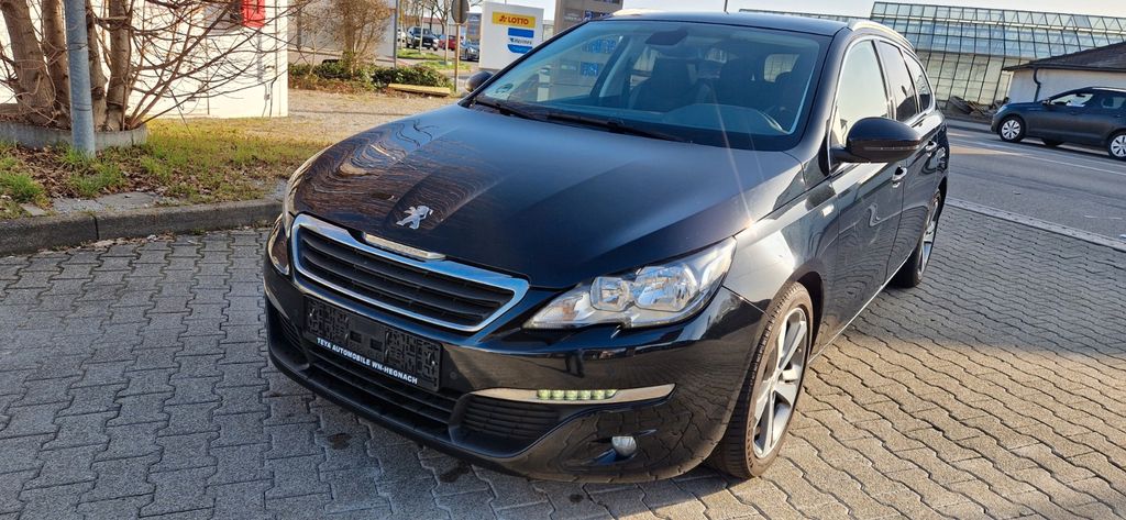 Peugeot 308 221.000 km 5.800 &euro; Waiblingen OT Hegnach 71334