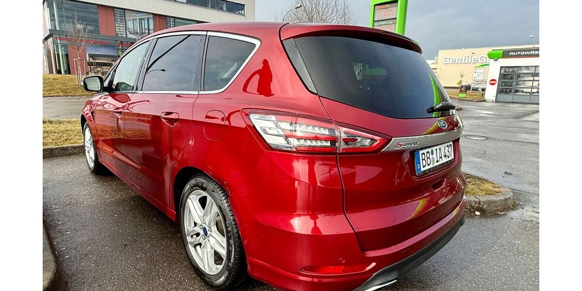 Ford S-Max 107.961 km 15.999 &euro; Schönaich 71101