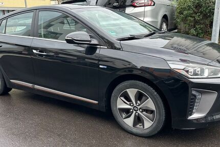 Hyundai IONIQ 61.000 km 12.999 € Ditzingen 71254
