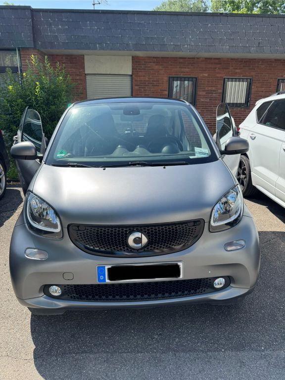 Smart ForTwo 71.200 km 13.600 € Sindelfingen 71063