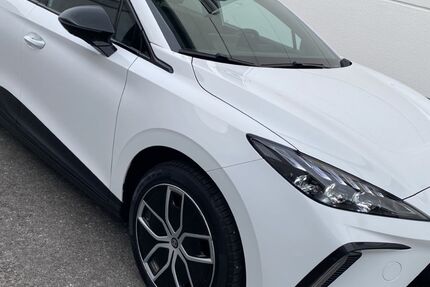 MG 4 21.000 km 19.700 &euro; Calw 75365